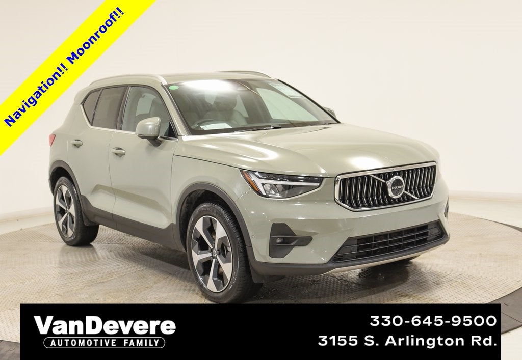 2024 Volvo XC40 B5 Plus Bright Theme