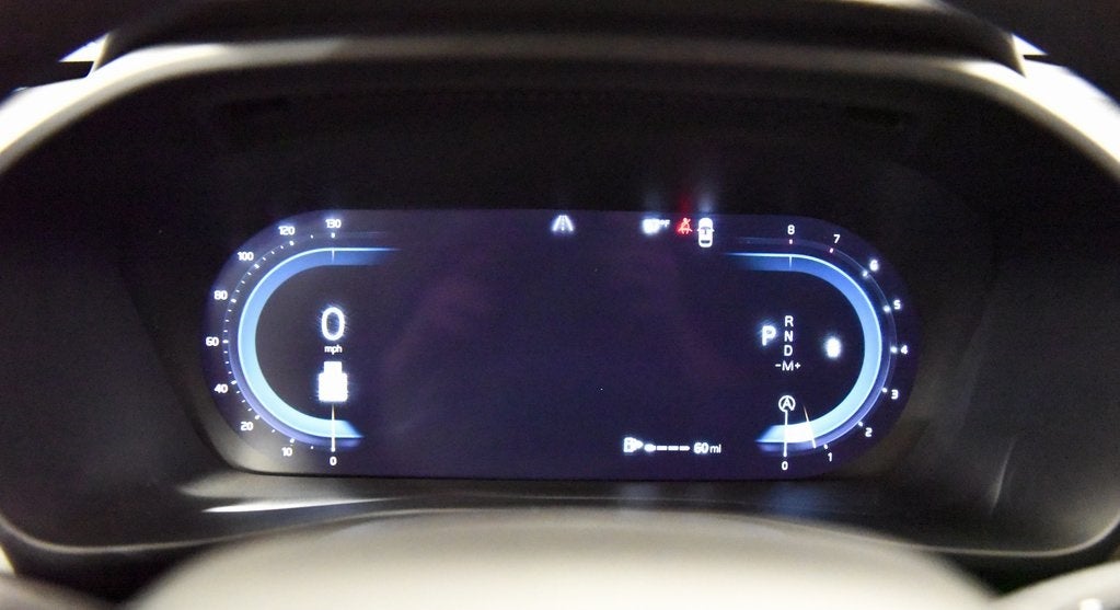 2024 Volvo XC40 B5 Plus Bright Theme