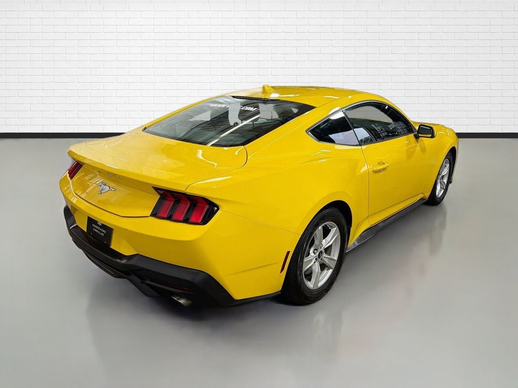 2024 Ford Mustang EcoBoost