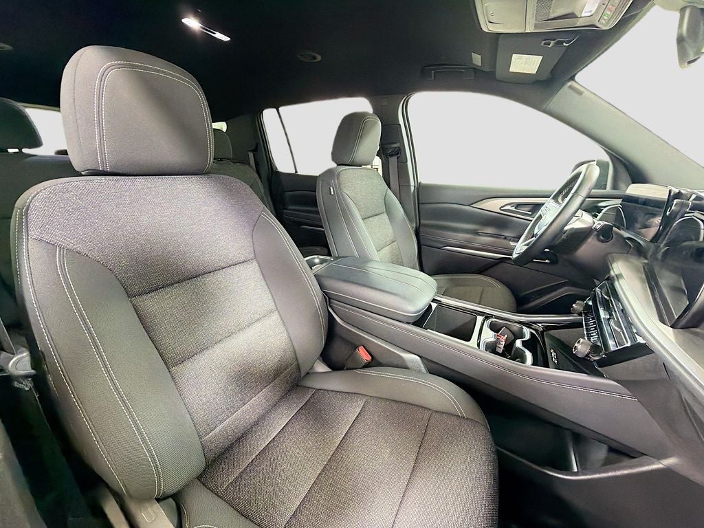 2025 Chevrolet Traverse LT 2LT