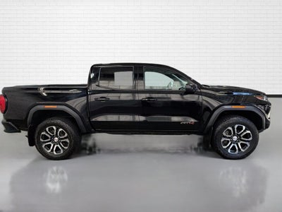 2023 GMC Canyon AT4