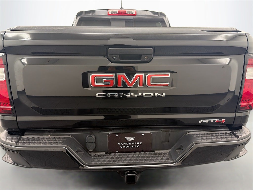 2024 GMC Canyon AT4