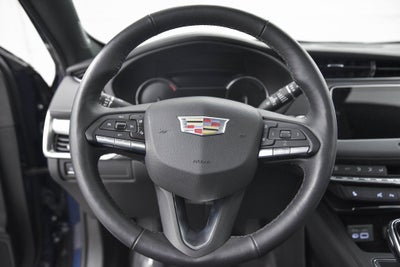 2022 Cadillac XT4 Premium Luxury