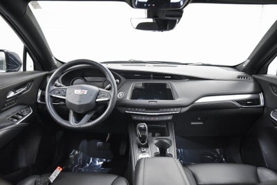 2022 Cadillac XT4 Premium Luxury