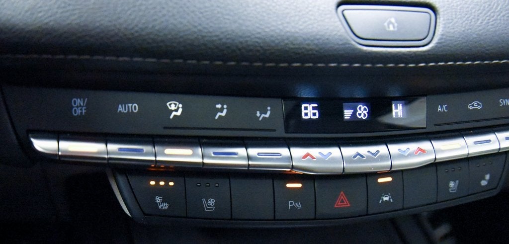 2019 Cadillac XT4 Premium Luxury