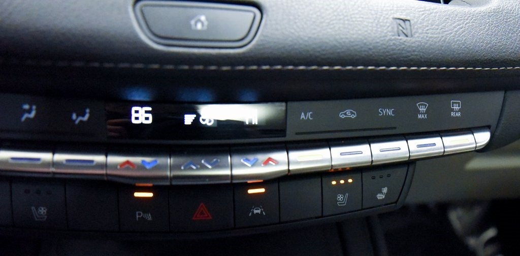 2019 Cadillac XT4 Premium Luxury