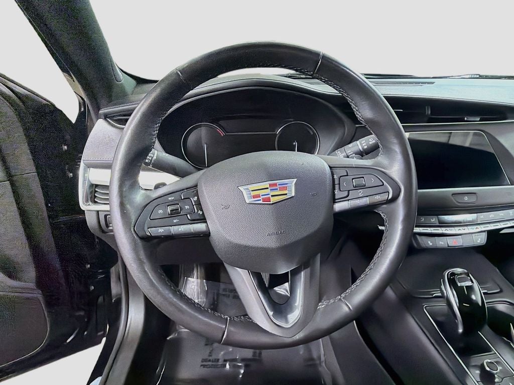 2020 Cadillac XT4 Premium Luxury