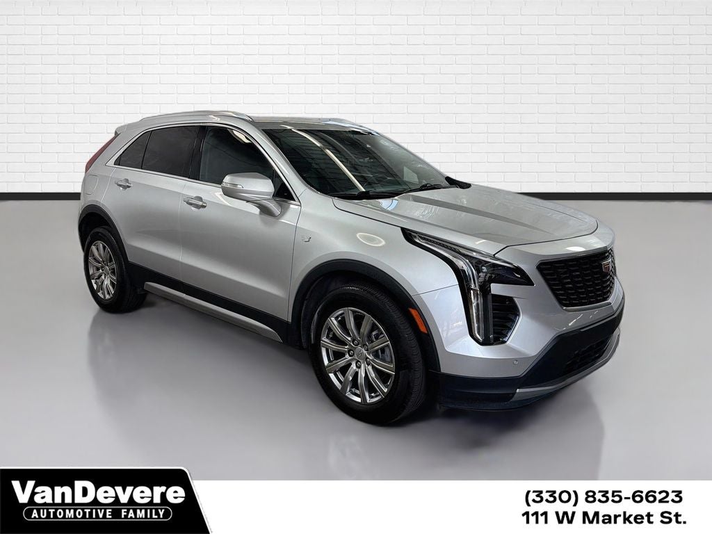 2022 Cadillac XT4 Premium Luxury