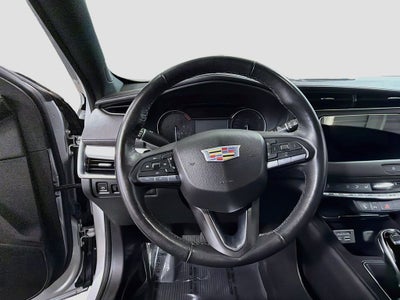 2022 Cadillac XT4 Premium Luxury