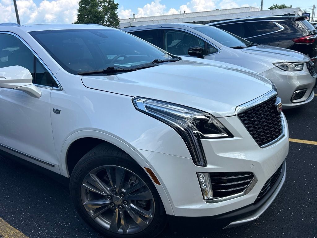 2023 Cadillac XT5 Premium Luxury