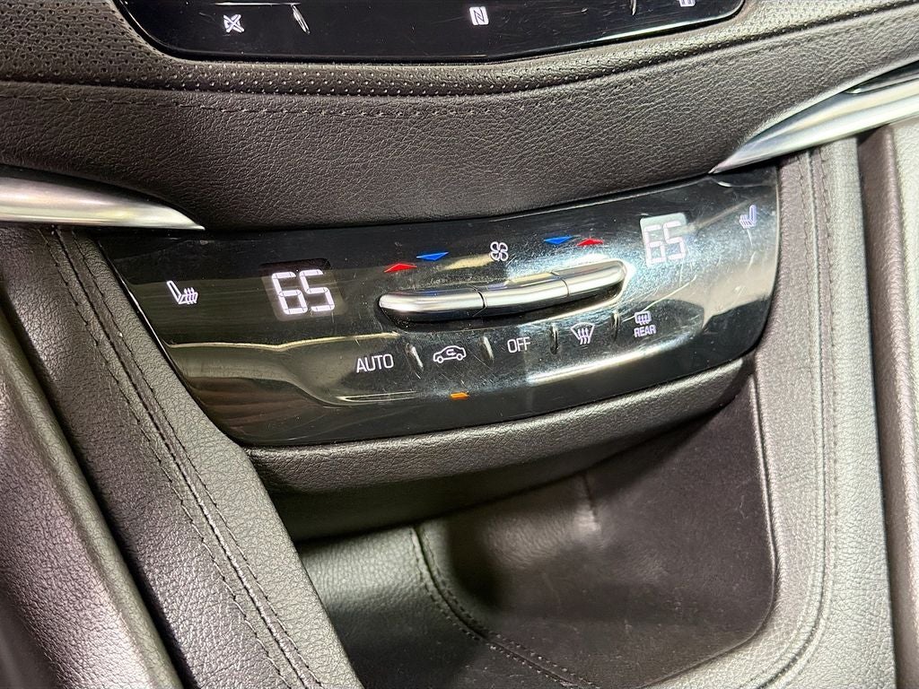 2020 Cadillac XT5 Premium Luxury