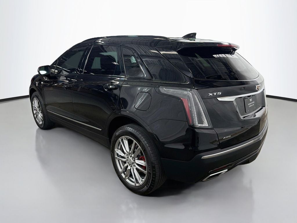 2022 Cadillac XT5 Sport