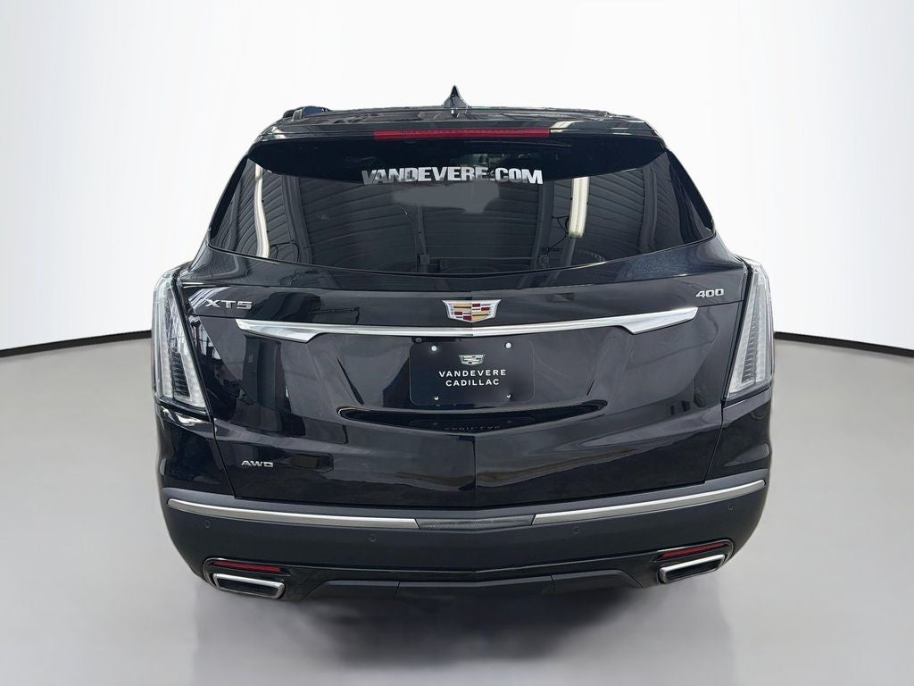 2022 Cadillac XT5 Sport