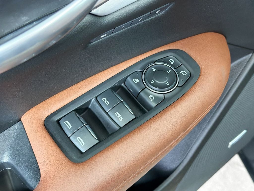 2024 Cadillac XT5 Sport