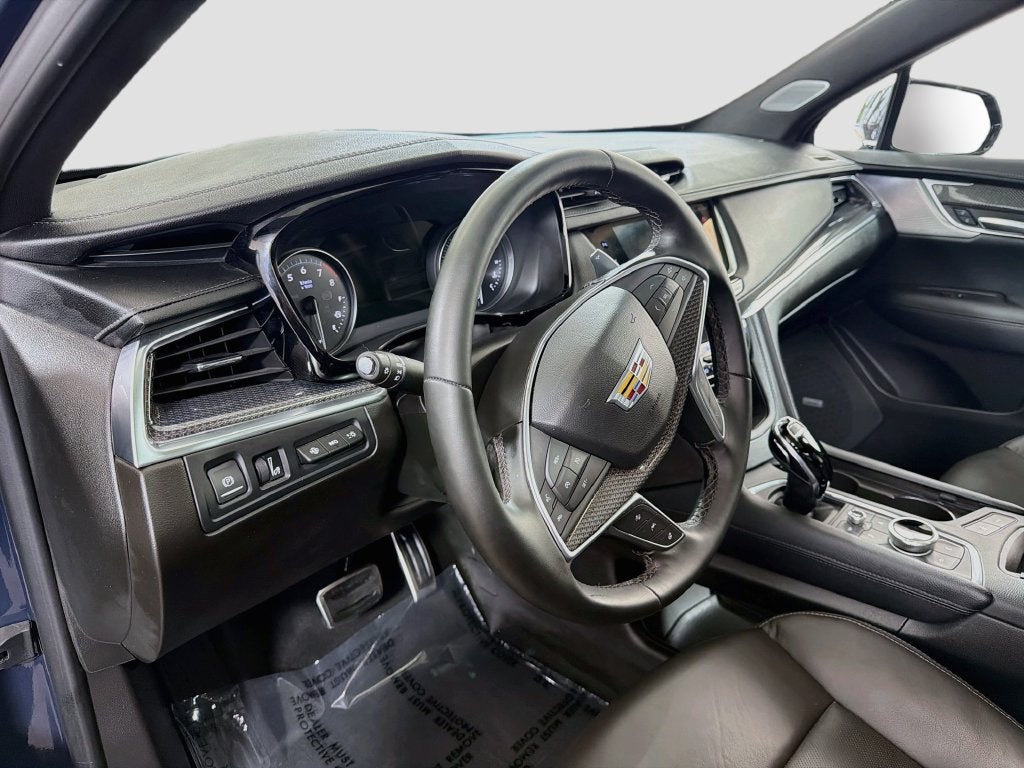 2025 Cadillac XT5 Sport