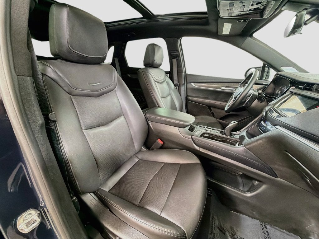 2025 Cadillac XT5 Sport