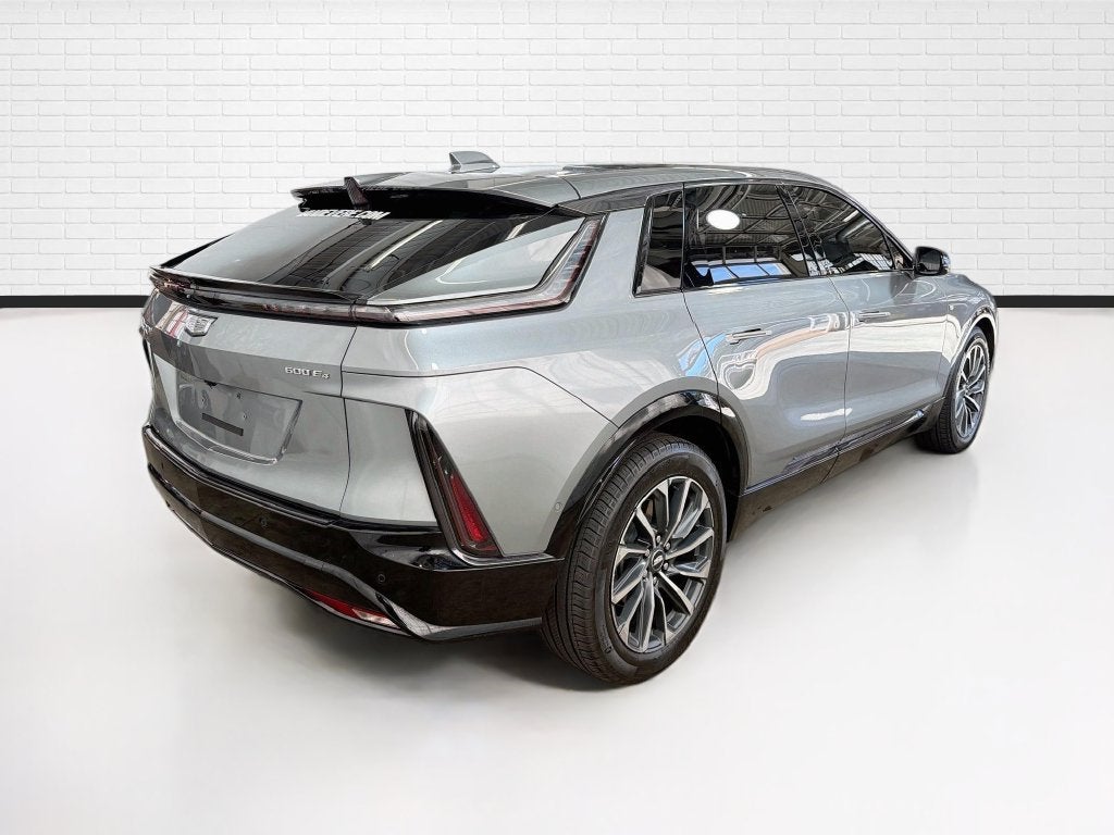 2024 Cadillac LYRIQ Sport