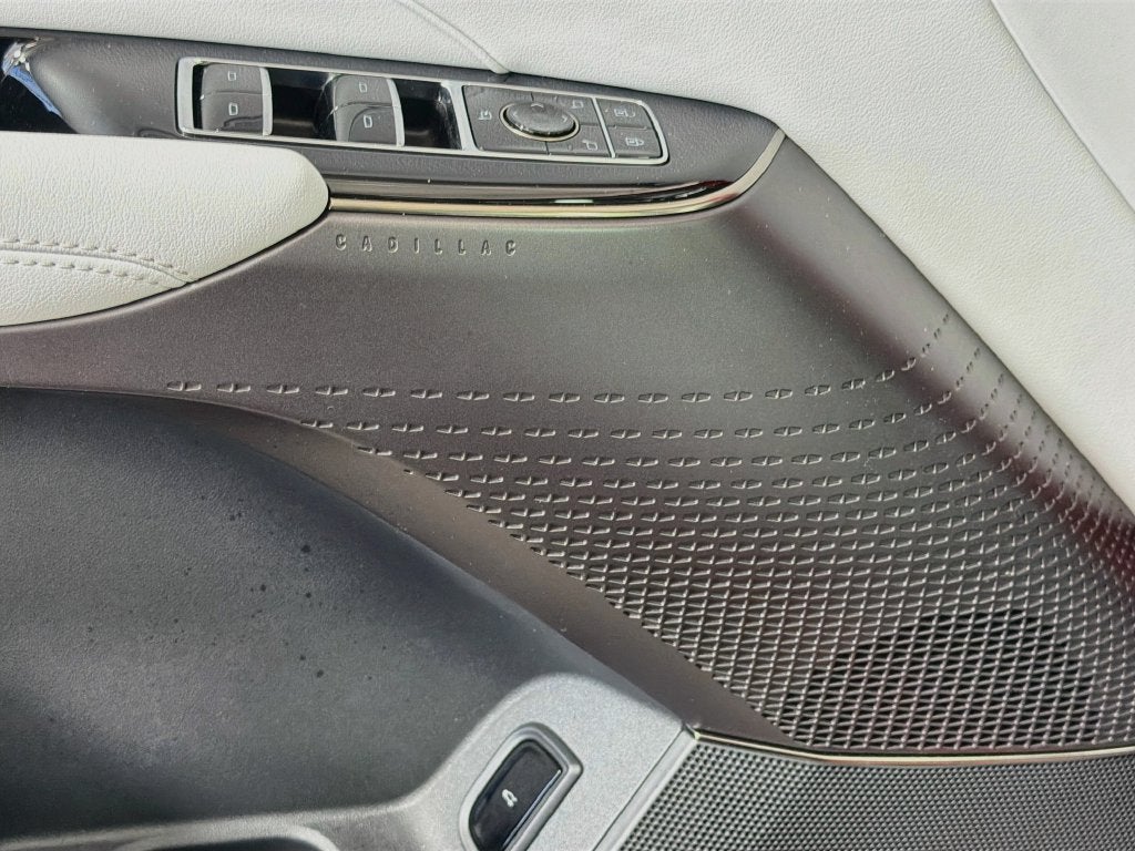 2024 Cadillac LYRIQ Sport