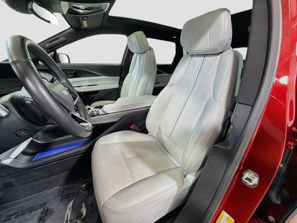 2024 Cadillac LYRIQ Sport