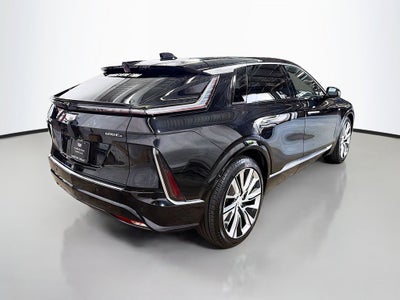2025 Cadillac LYRIQ Luxury 3