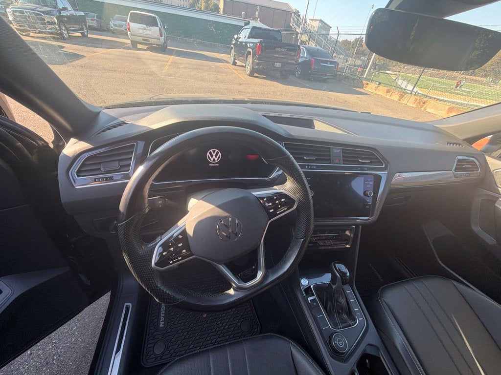 2022 Volkswagen Tiguan 2.0T SE R-Line Black