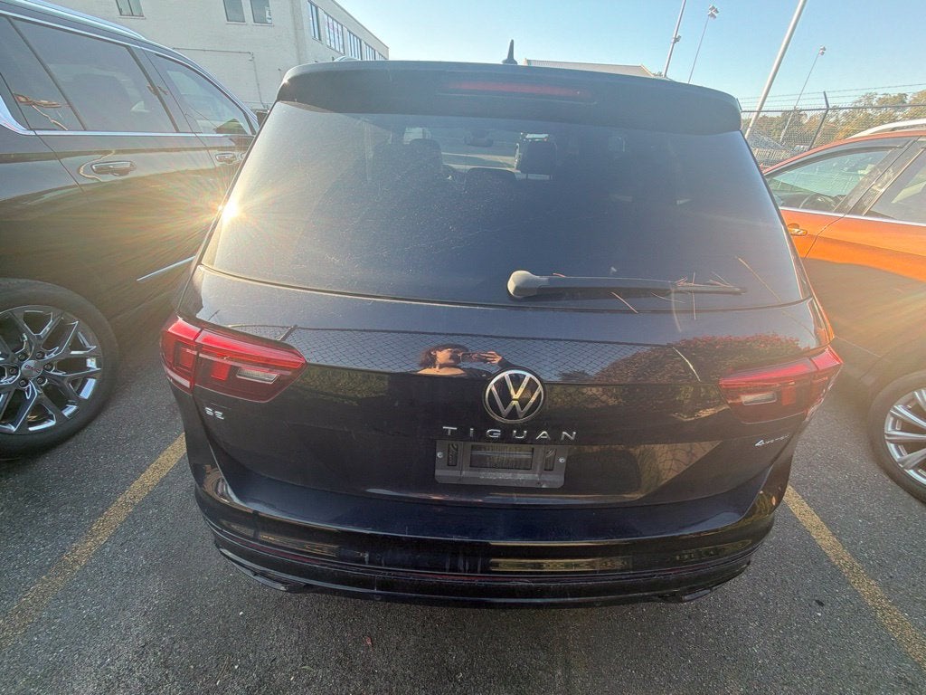 2022 Volkswagen Tiguan 2.0T SE R-Line Black