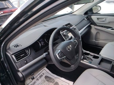 2016 Toyota Camry SE
