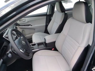 2016 Toyota Camry SE