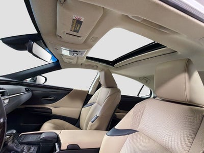 2021 Lexus ES 250