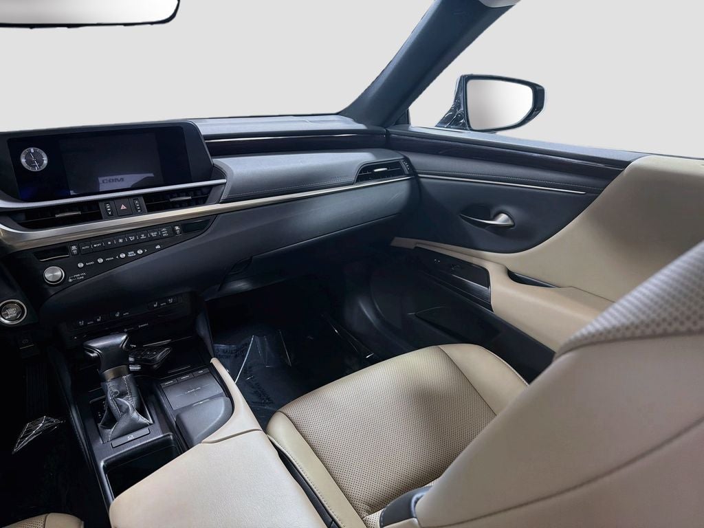 2021 Lexus ES 250