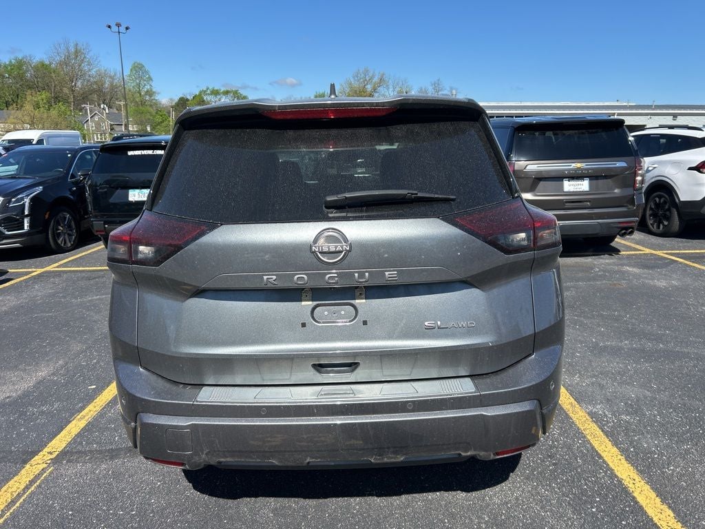 2024 Nissan Rogue SL