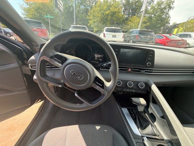 2021 Hyundai Elantra SE