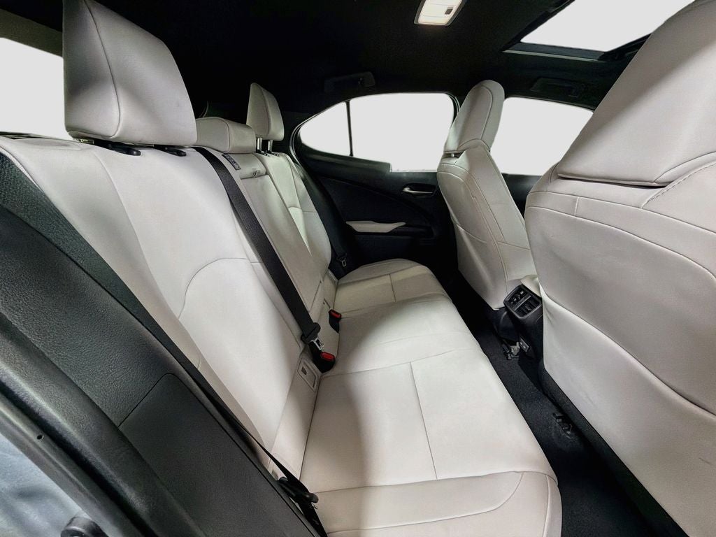 2023 Lexus UX 250h Premium