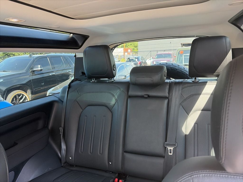 2021 Land Rover Defender 90 S