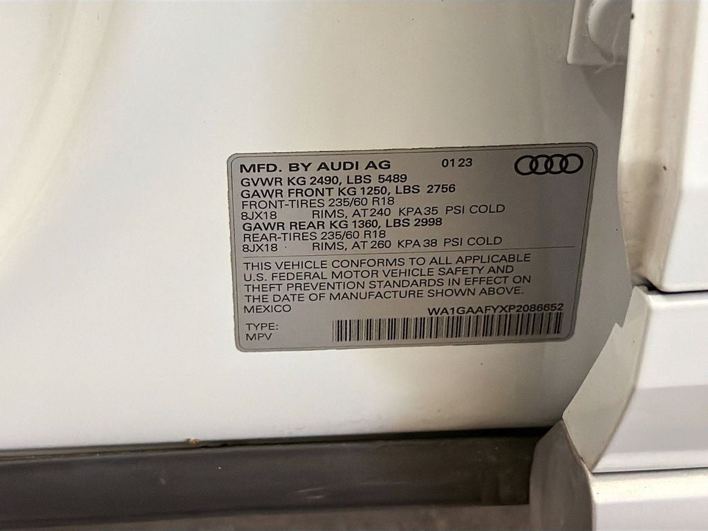 2023 Audi Q5 45 S line Premium quattro