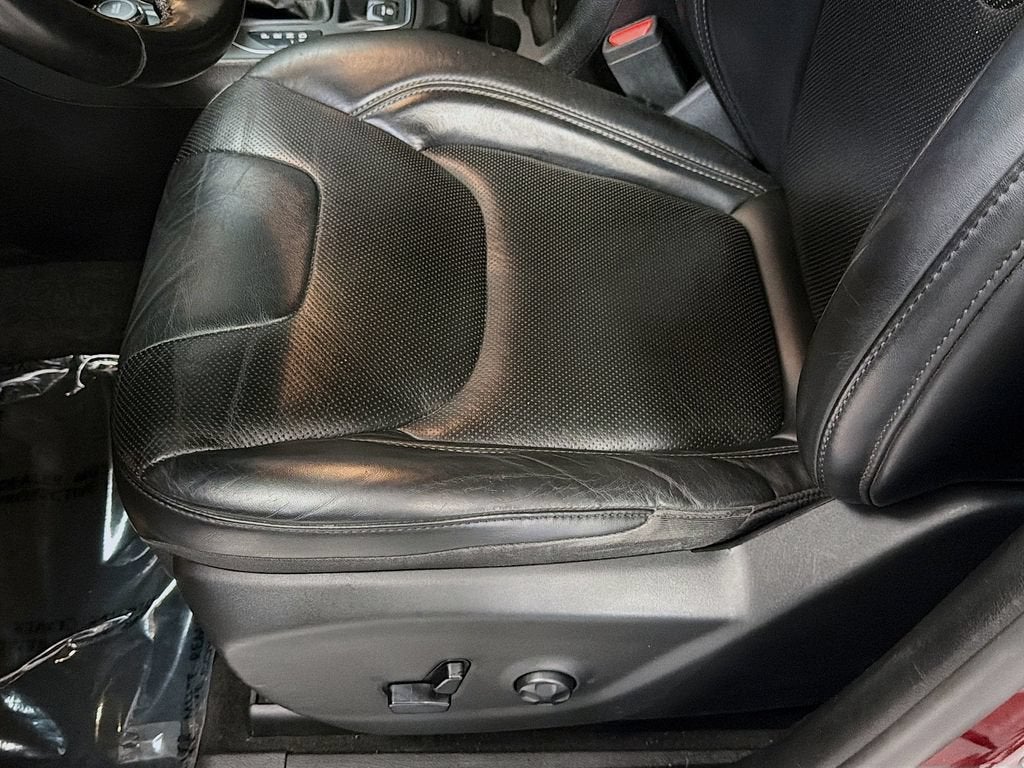 2020 Jeep Cherokee Lux