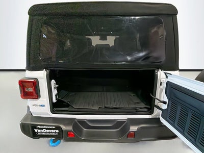 2024 Jeep Wrangler 4xe Sahara