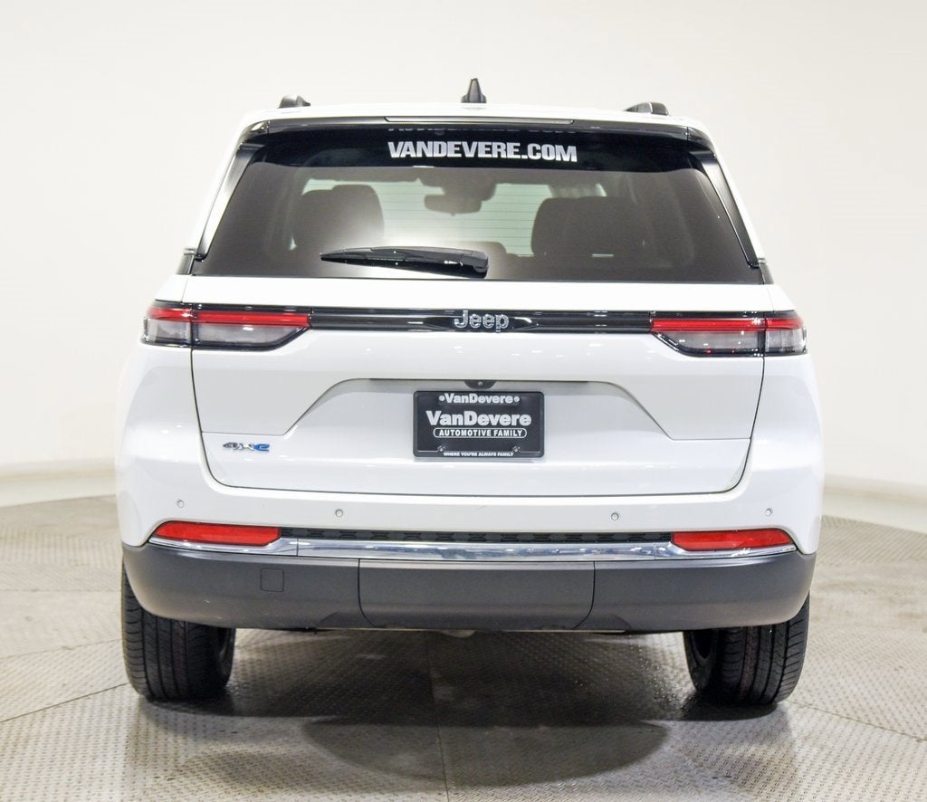 2022 Jeep Grand Cherokee 4xe BASE