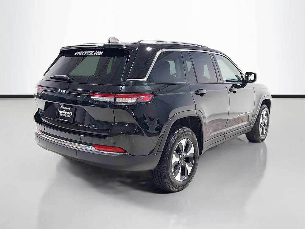 2022 Jeep Grand Cherokee 4xe BASE