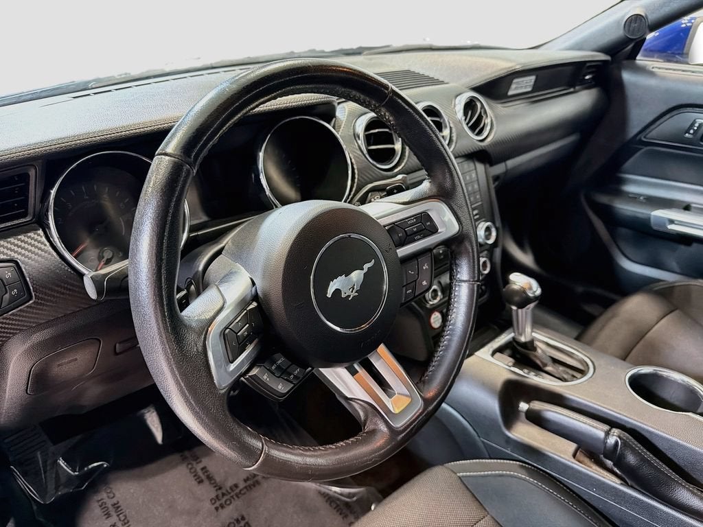 2016 Ford Mustang V6
