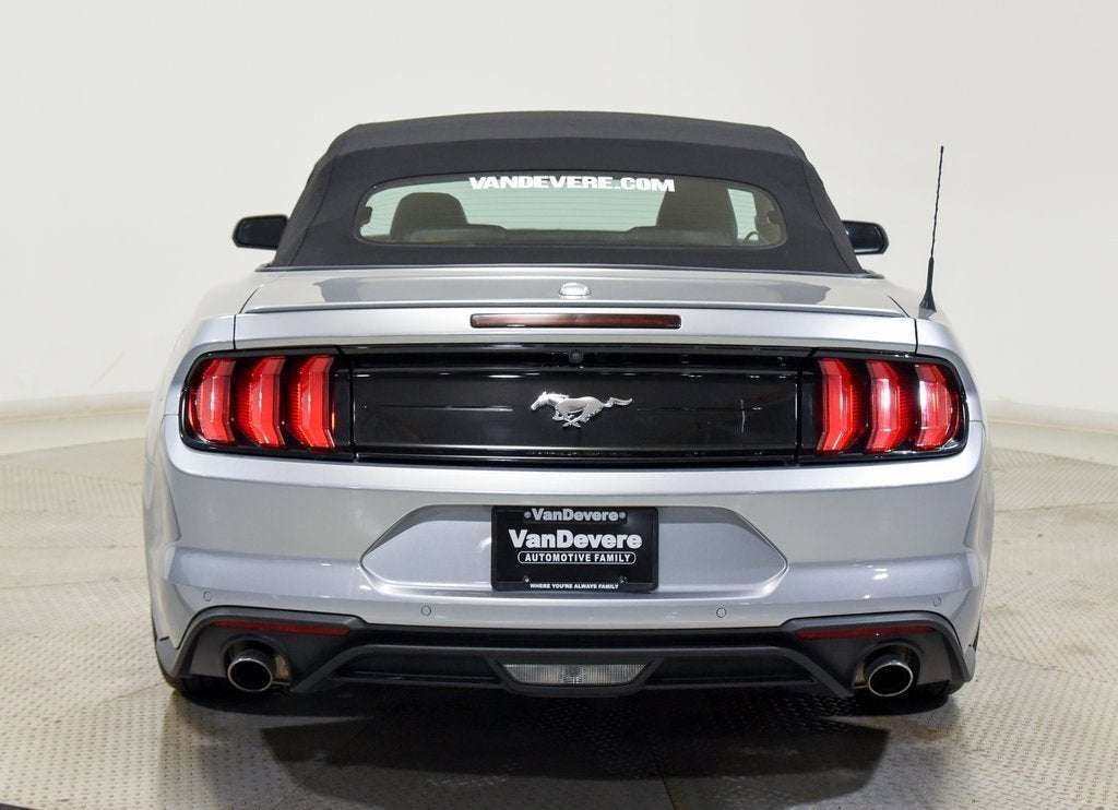 2022 Ford Mustang EcoBoost