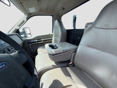 2008 Ford Super Duty F-350 DRW XL