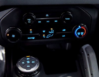 2023 Ford Bronco Base