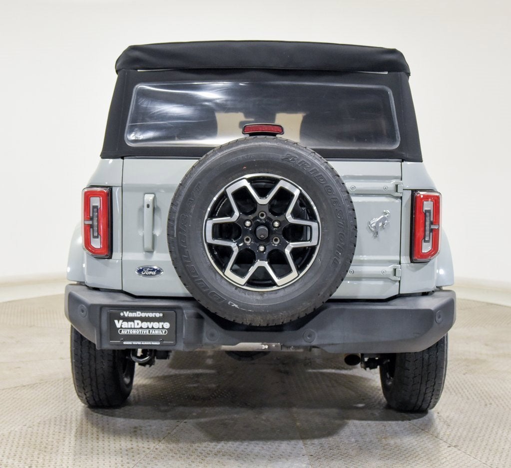 2021 Ford Bronco Base