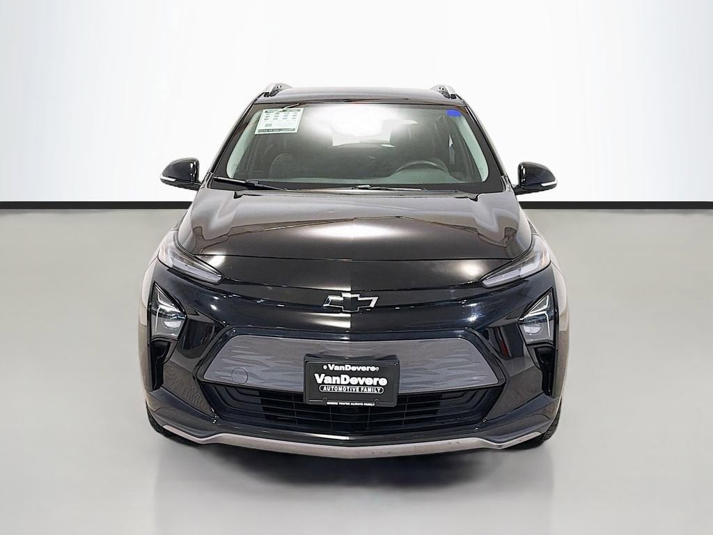Used 2023 Chevrolet Bolt EUV LT with VIN 1G1FY6S01P4168633 for sale in Akron, OH