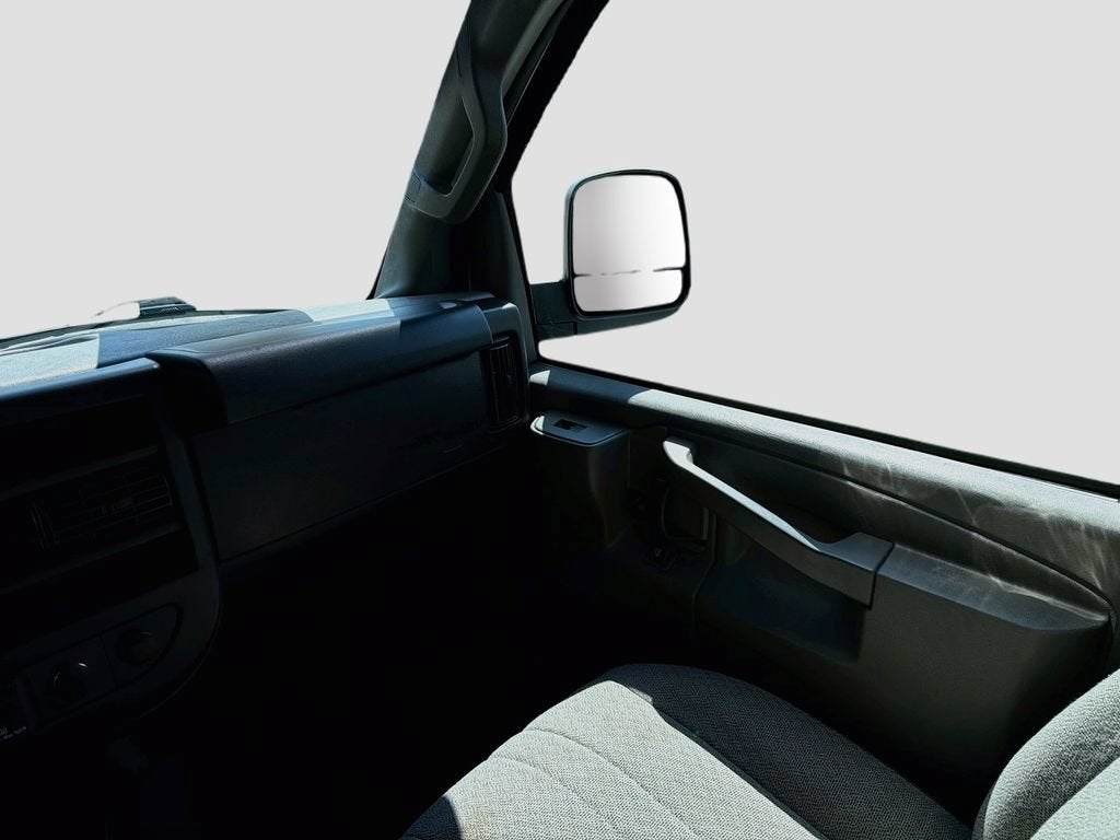2019 Chevrolet Express Passenger 3500 LT