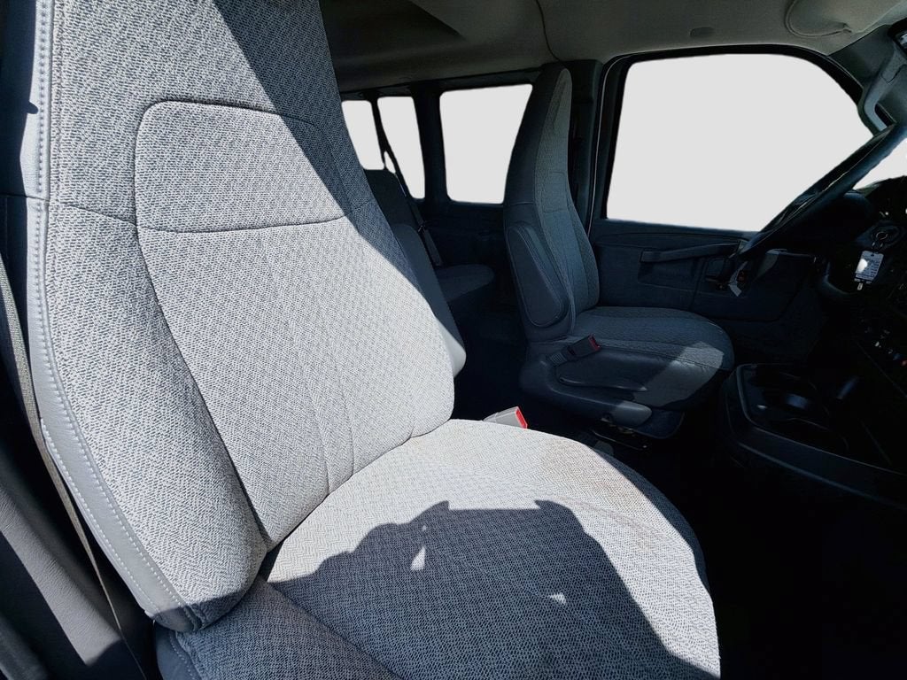 2019 Chevrolet Express Passenger 3500 LT