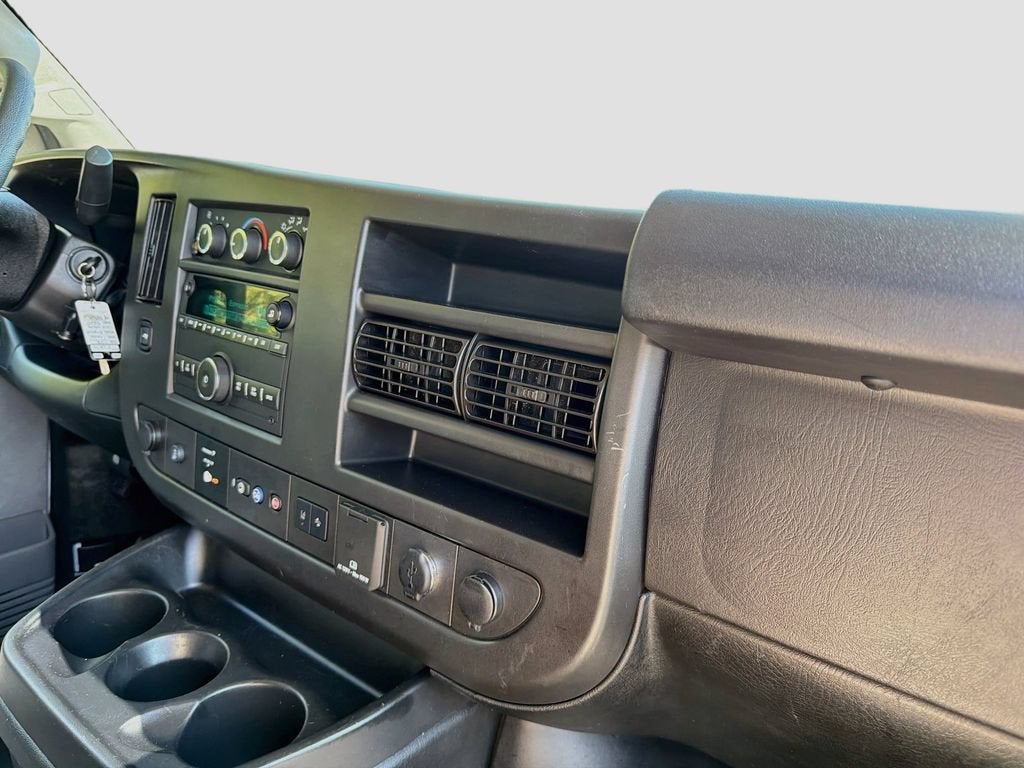2019 Chevrolet Express Passenger 3500 LT