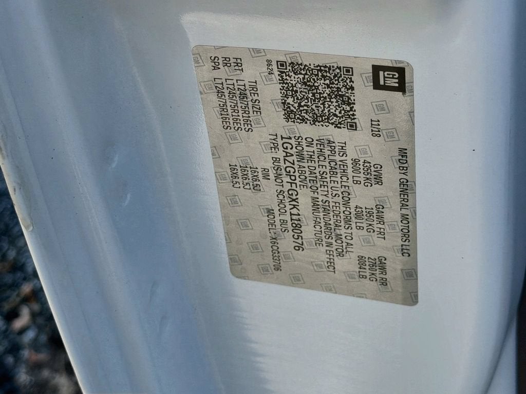 2019 Chevrolet Express Passenger 3500 LT