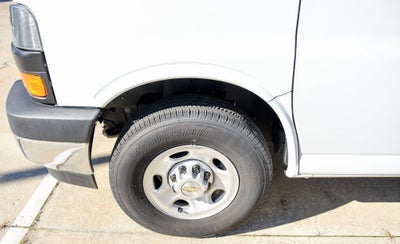 2024 Chevrolet Express Cutaway 3500 1WT